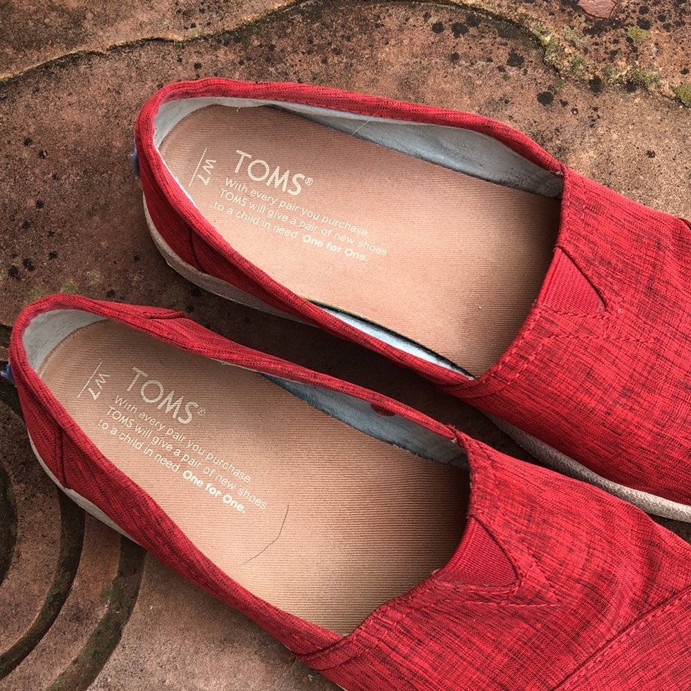 Red Toms! - Picture 3 of 9